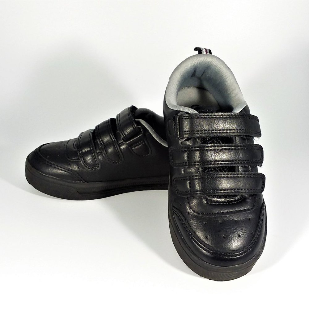 OshKosh B'gosh Toddler Sneakers Sz 8M